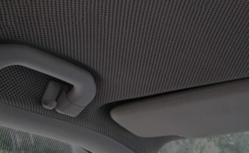 Какой материал больше подойдет вам для перетяжки потолка авто?