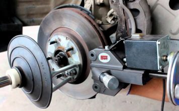 Тормозные диски: менять или протачивать?