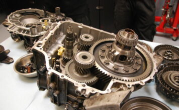 Ремонт автоматической коробки передач: что включено в услугу?