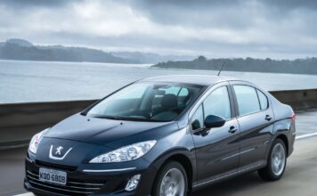 Тест-драйв Peugeot 408
