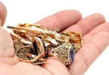 Что выгоднее продажа золота или сдача в ломбард?