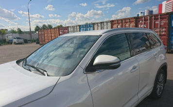 Тонировка автомобилей пленкой Llumar в Москве