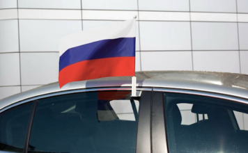 Особенности производства автомобильных флагов