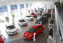 Как выбрать автосалон для покупки автомобиля?