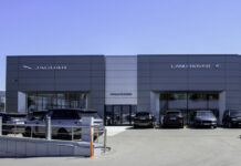 Рольф Ясенево: официальный дилер авто премиум класса