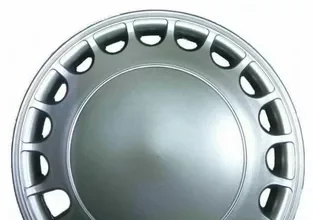 Как заменить колёсные колпаки на автомобиле?