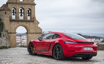 Обзор автомобиля порш: модель 718 Cayman