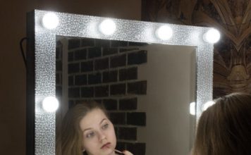 Где заказать зеркала?