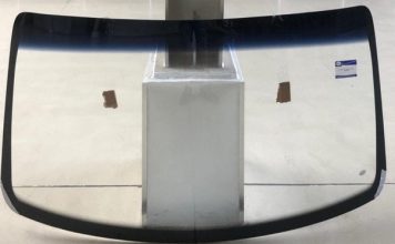 Лобовое стекло на Газель: замена и установка