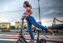 Лучшие электросамокаты с большим запасом хода
