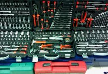 Что должно быть в автосервисе: необходимый набор инструментов