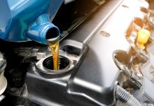 Для чего нужно моторное масло в двигателе автомобиля?