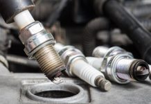 Замена свечей зажигания: пошаговая инструкция