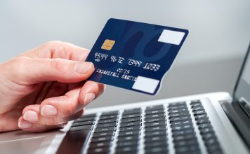 Причины популярности займов с мгновенным переводом денег на карту