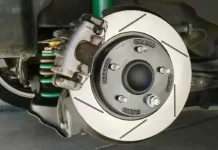 Замена тормозных дисков: когда необходима и как проводить работы?