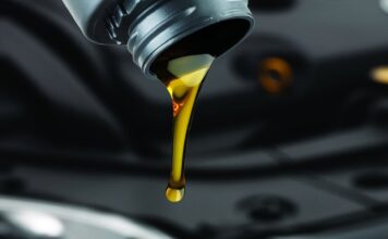 Моторное масло: защитник двигателя вашего автомобиля