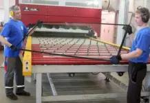 У кого лучше закупать автостекло: реселлер, поставщик, дилер