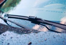 Моторные масла и щетки стеклоочистителя: как заботиться о своем автомобиле в любых условиях