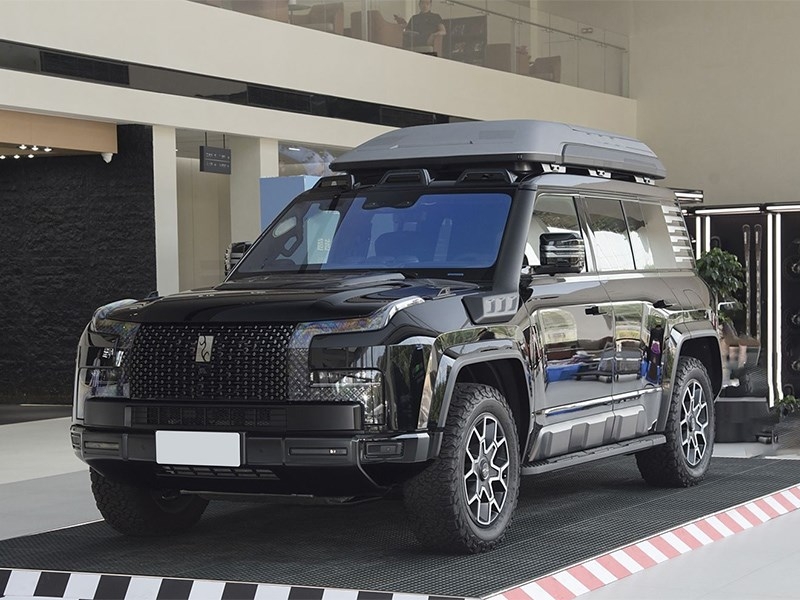 BYD готовит удлиненную версию внедорожника Yangwang U8