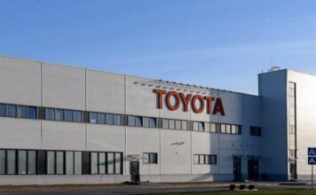 Бывший завод Toyota в Петербурге продолжает нести убытки, но прекращать работу не собирается