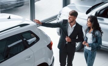 В России продолжают продавать автомобили, которые невозможно поставить на учет