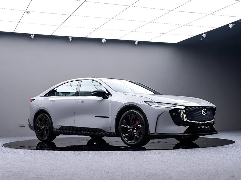 Mazda представила спортивную версию седана EZ-6 для китайского рынка