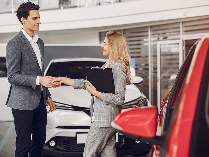 Продажи новых автомобилей в России могут упасть на 20%