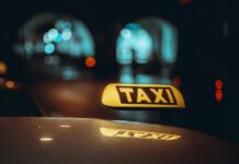 Путин подписал закон о требованиях к локализации автомобилей для такси. Какие модели соответствуют требованиям?