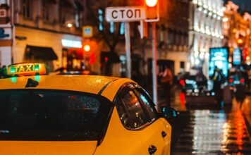 Таксопарки готовятся к активной закупке иномарок в случае принятия закона о локализации