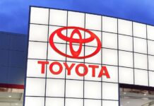 Toyota предупредила о возможном росте цен из-за американских пошлин
