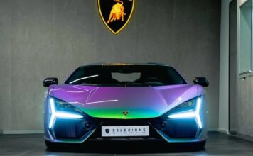 В Нидерландах продают этот Lamborghini Revuelto с уникальным цветом кузова