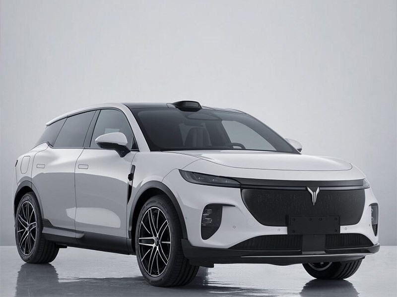 Voyah поделился изображениями обновленного кроссовера Free