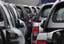 Импорт китайских автомобилей в Россию продолжает снижаться второй месяц подряд