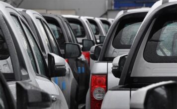 Импорт китайских автомобилей в Россию продолжает снижаться второй месяц подряд