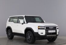 Toyota Land Cruiser в Великобритании стал фургоном
