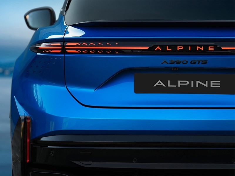 В Alpine считают неправильным отказ от ДВС