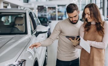 В России серьезно просели продажи новых импортных автомобилей