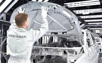 Volkswagen предложил 20 000 сотрудникам добровольно уволиться