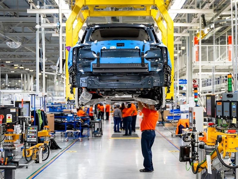 Volvo приостановила производство автомобилей в США из-за дефицита комплектующих