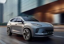 Exeed анонсировал презентацию нового гибридного кроссовера Exlantix E05