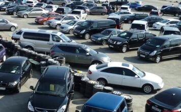 Минпромторг предложил ввести утильсбор на ввозимые физлицами автомобили мощностью от 160 л.с.