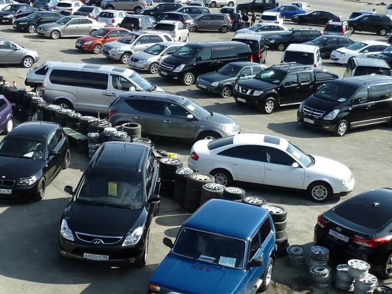 Минпромторг предложил ввести утильсбор на ввозимые физлицами автомобили мощностью от 160 л.с.