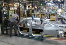 Мишустин призвал снизить цены и увеличить автомобильное производство