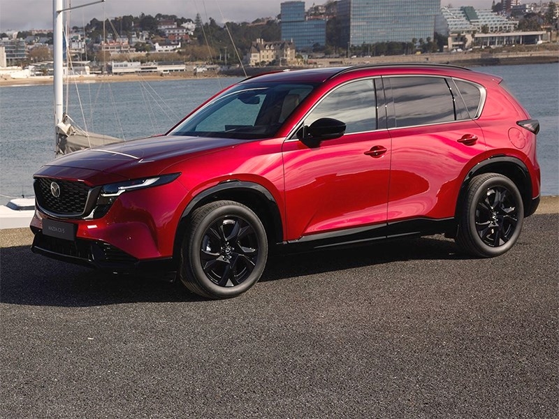 Mazda представит новые гибриды, электромобили и спорткары до 2030 года