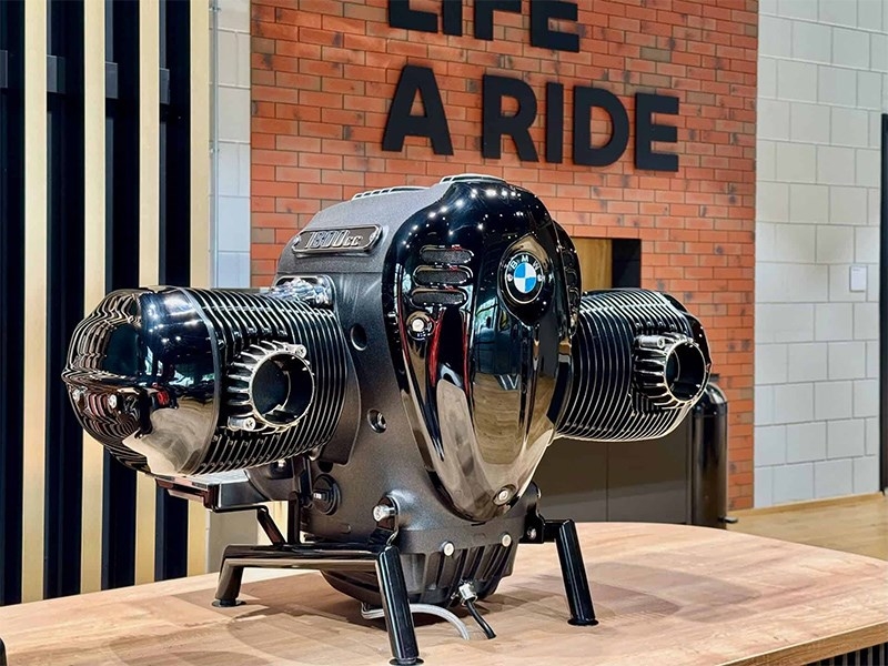 Мотоцикл BMW R18 превратили в кофемашину