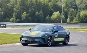 Состоялся российский дебют EXEED EXLANTIX ES на Moscow Raceway