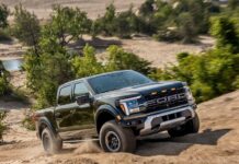 Трамп призвал покорить Европу и Японию американскими пикапами