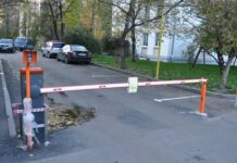 В Москве начнут бесплатно устанавливать дворовые шлагбаумы