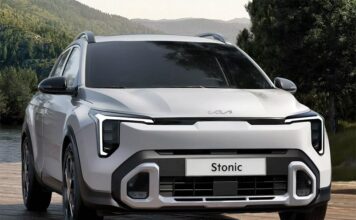 Бензиновый кроссовер Kia Stonic после обновления стал похож на электрокар