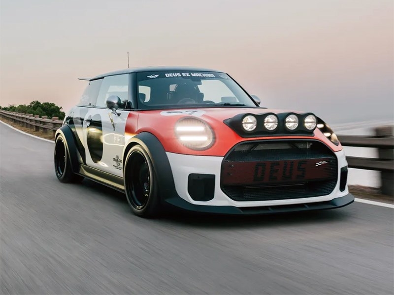 MINI и Deus Ex Machina представили два JCW-концепта